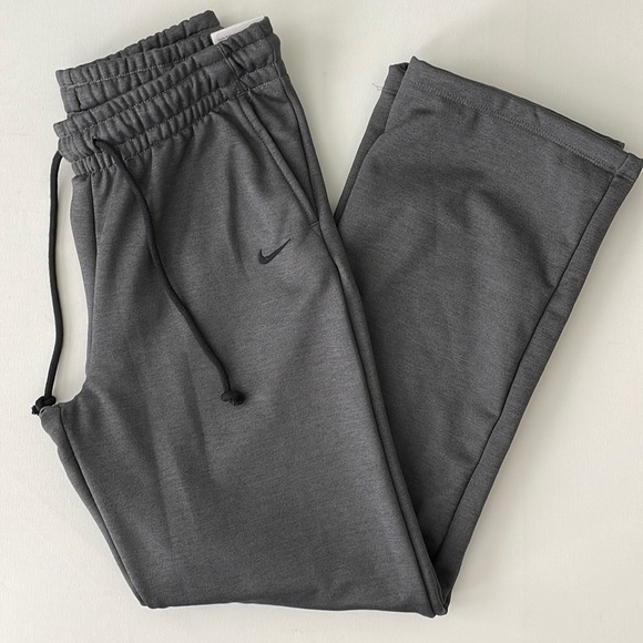 Nike Pants - NIKE Women's Therma All Time Classic Pants Size S